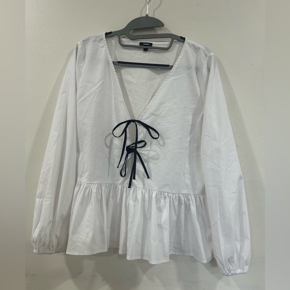 Express White Blouse with Black Lace-Up Detail size M - Picture 3 of 7